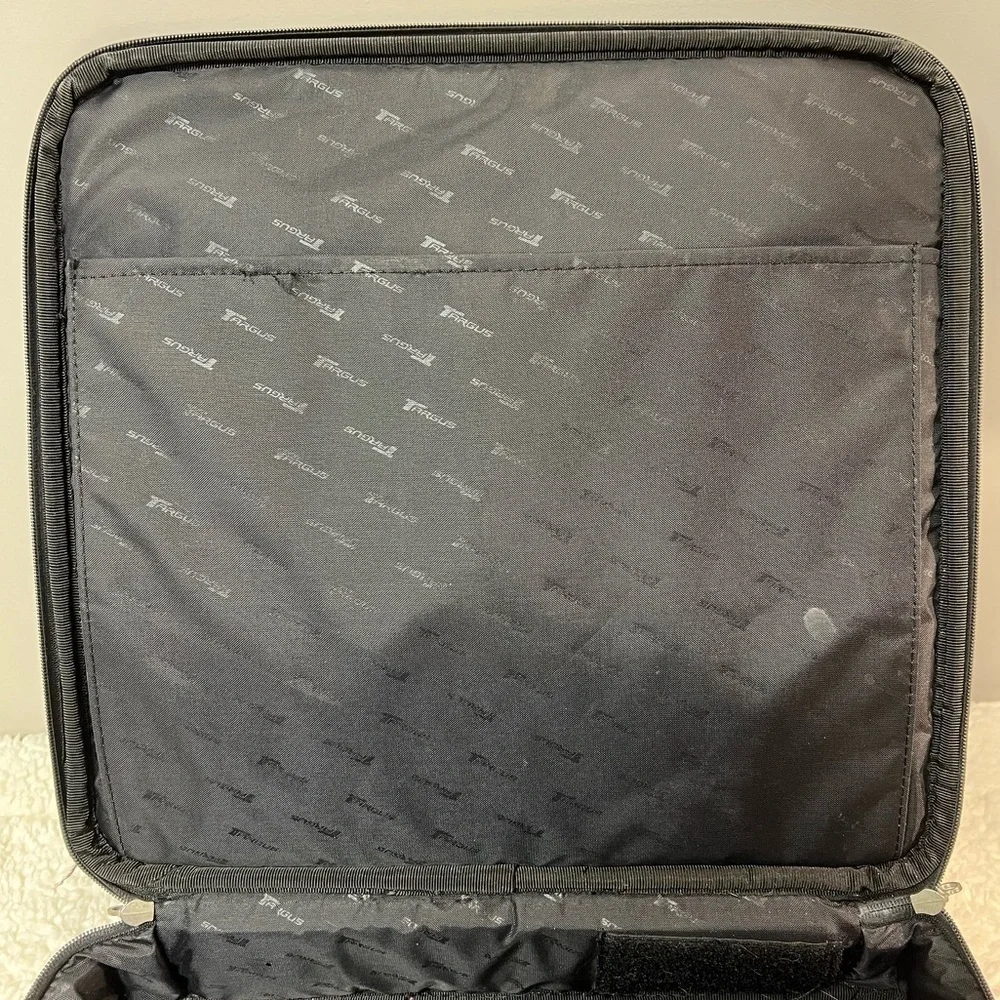 Targus Genuine Leather Computer Laptop Briefcase Tote Bag